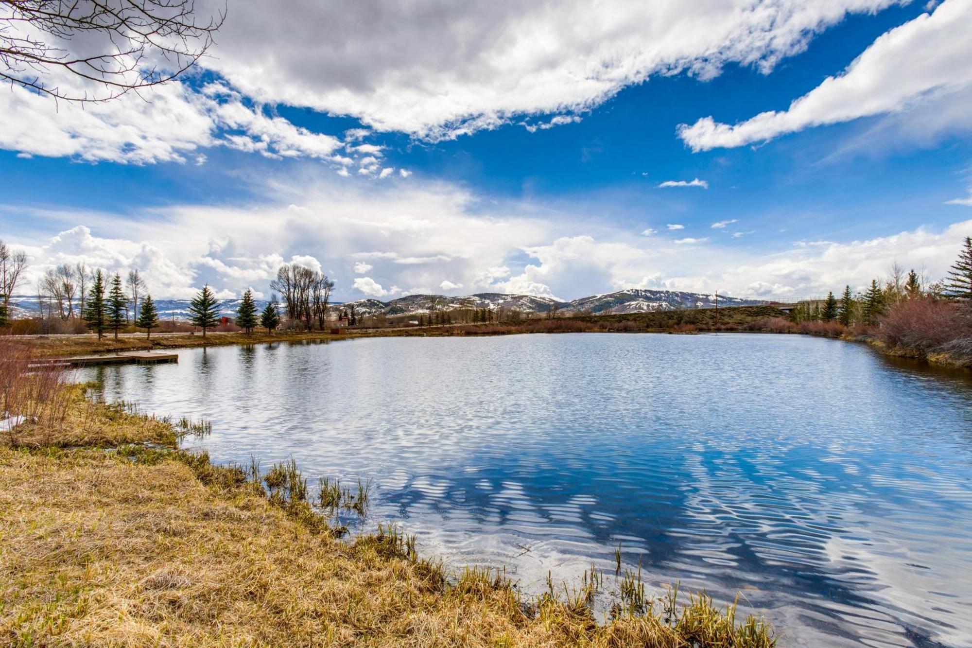 Riverfront Cabin About 4 Mi To Granby Ranch! Exterior photo